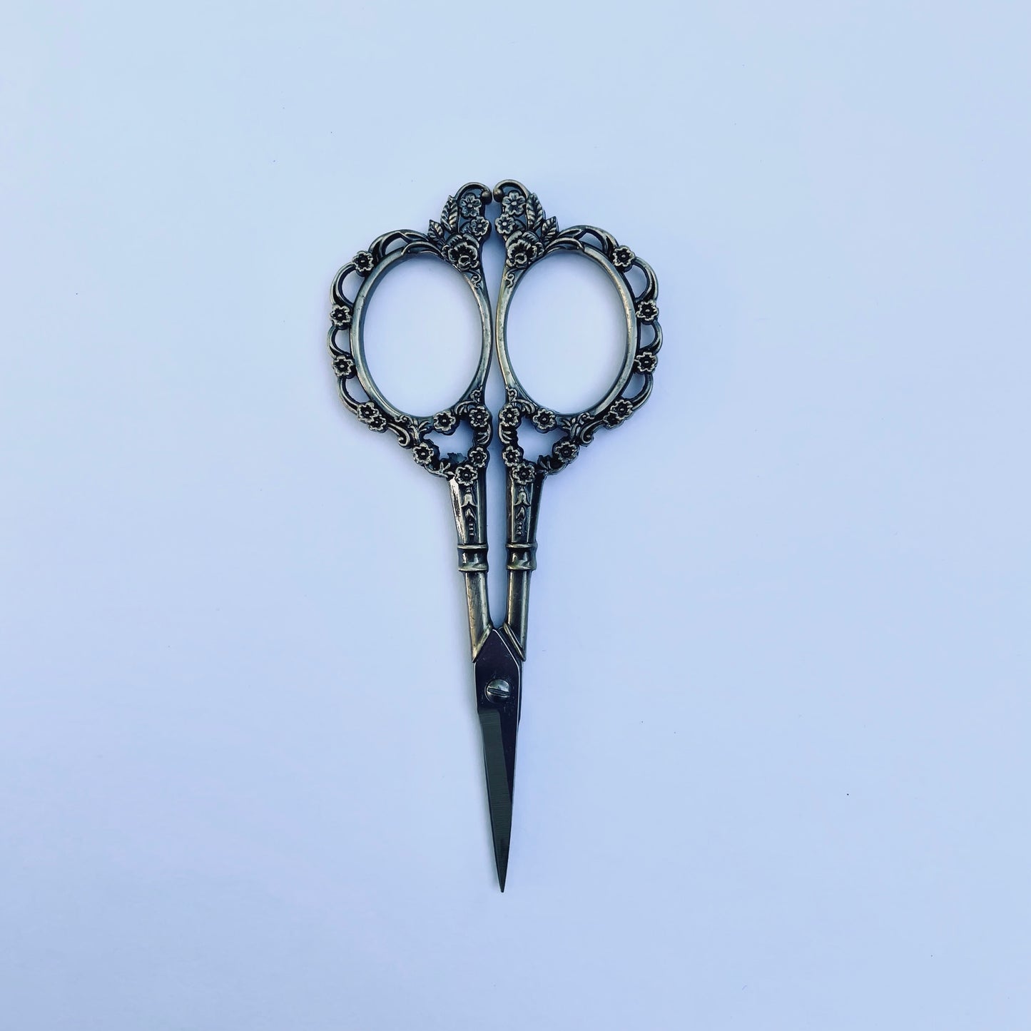 Tiny Flower Scissors