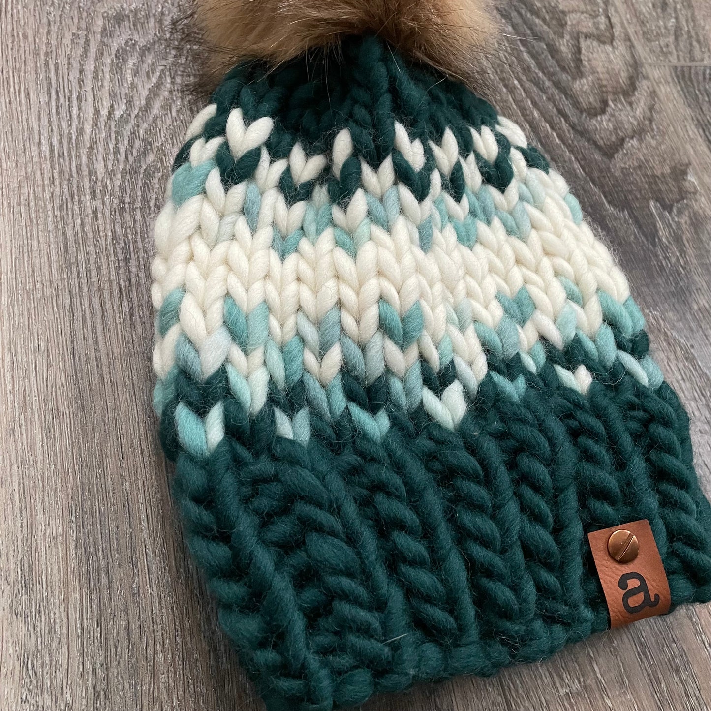 “The Helen” beanie | 100% wool | Forest & Cream fade