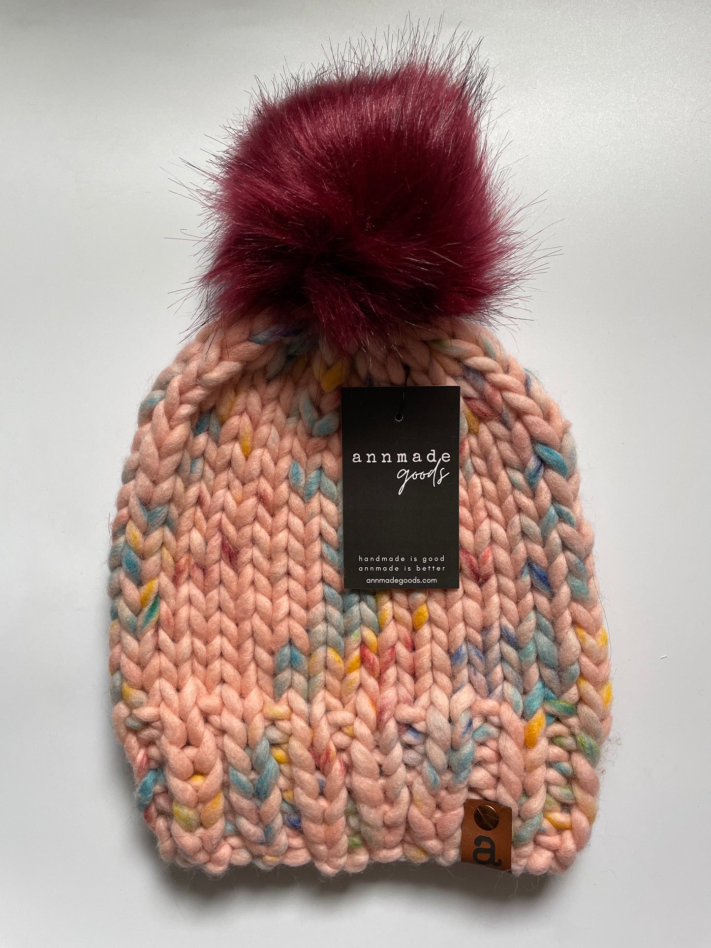 The “Helen” beanie | 100% wool | Yarnival with maroon pom