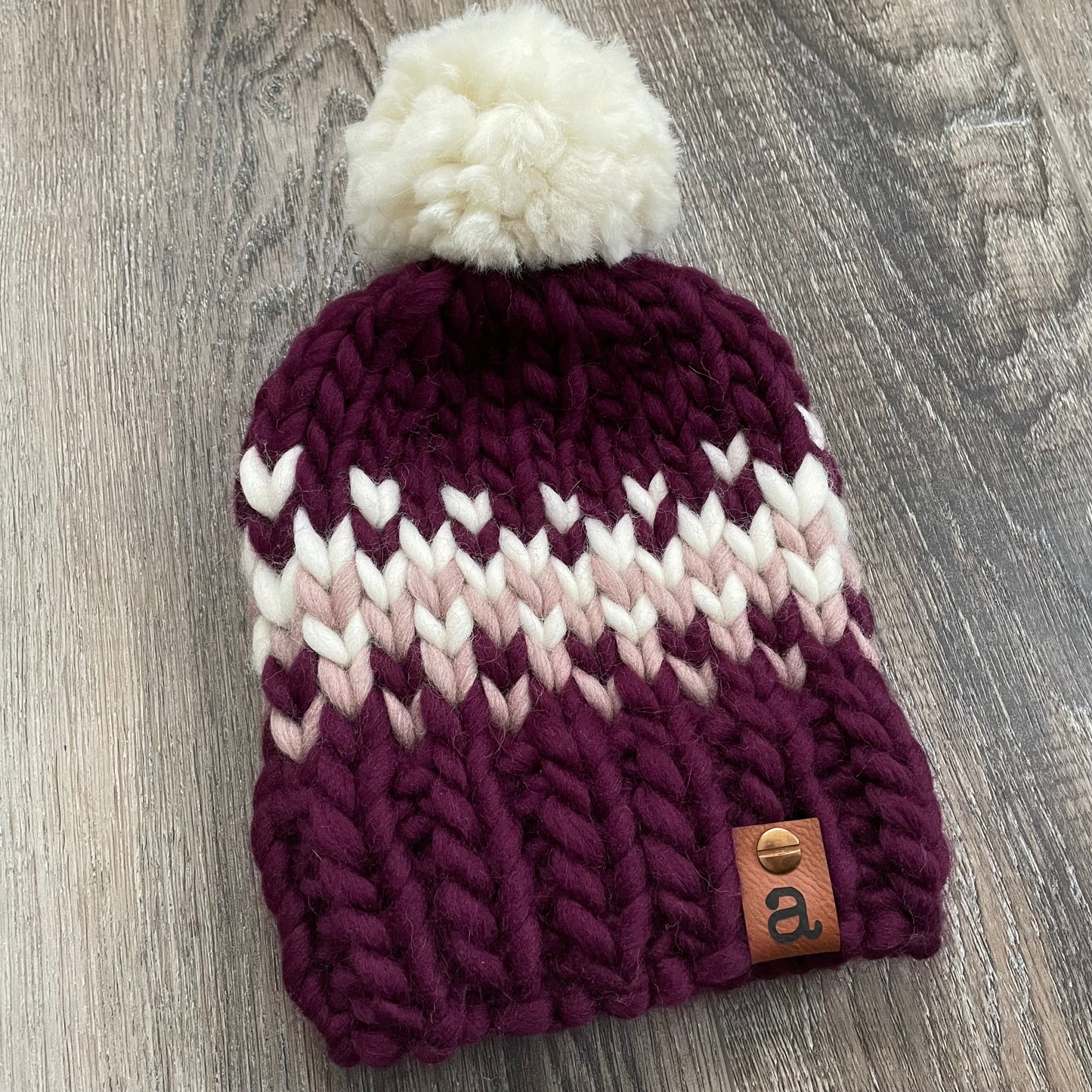 “The Helen” beanie | kids | 100% wool | Wine & Mauve Fading Hearts